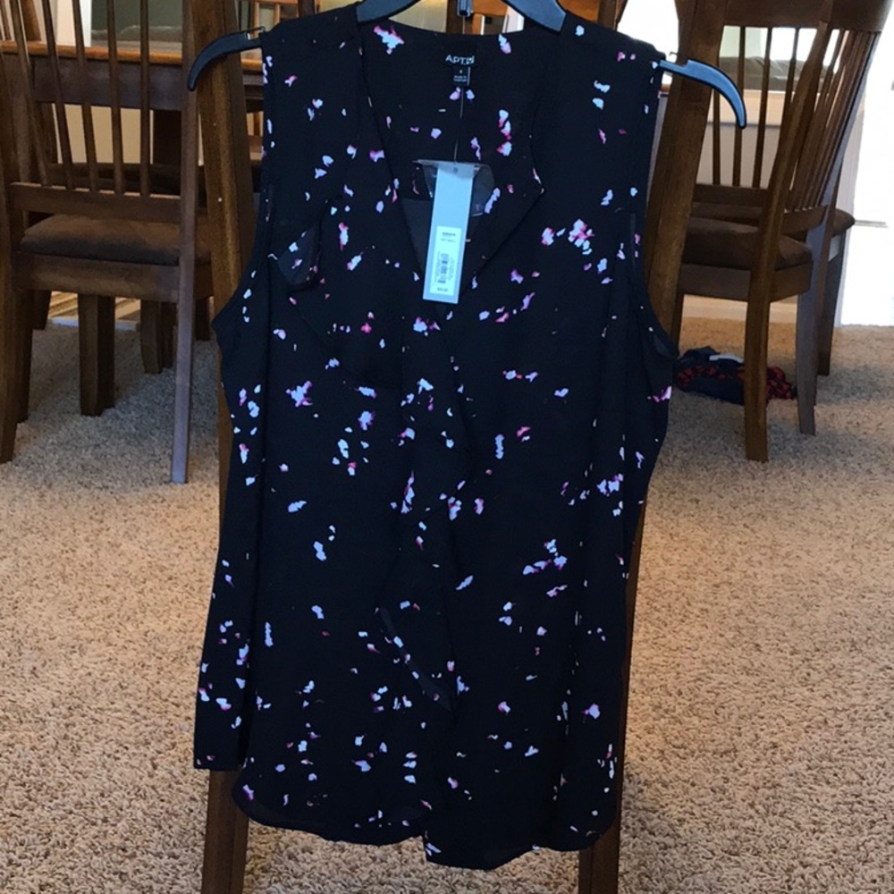 Apt 9 shirt